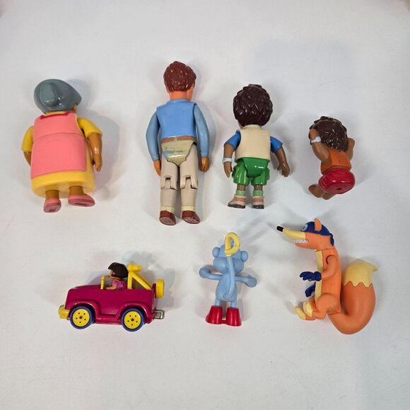 Vintage Dora the Explorer Dollhouse Furniture and People Mixed Lot & Diecast Car - Picture 3 of 12